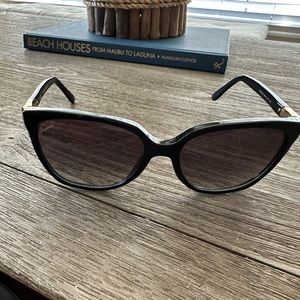 💯 Authentic Gucci sunglasses